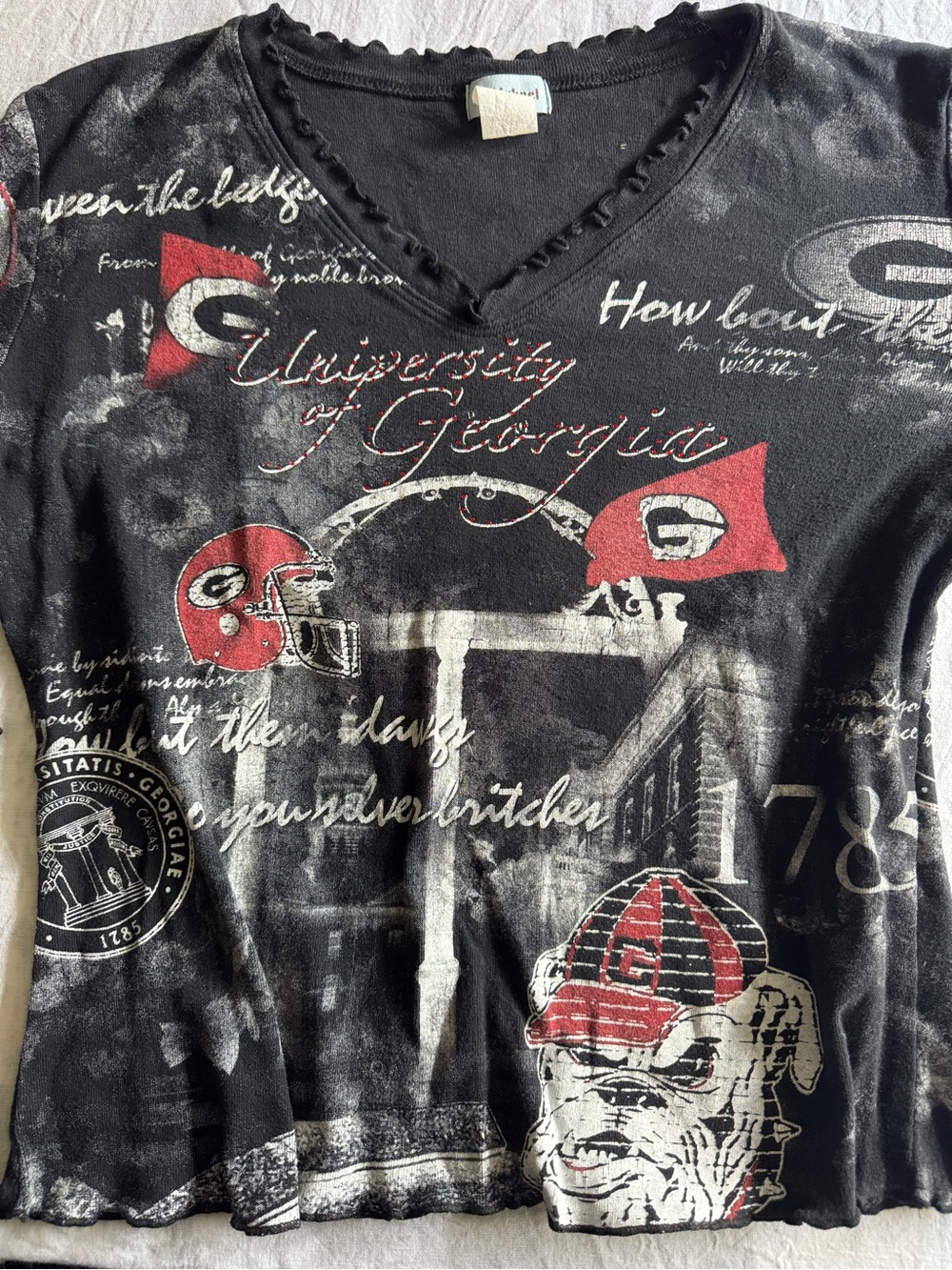 Set of 8 Georgia Bulldog Tops! ❤️🖤❤️ - Picture 12 of 16